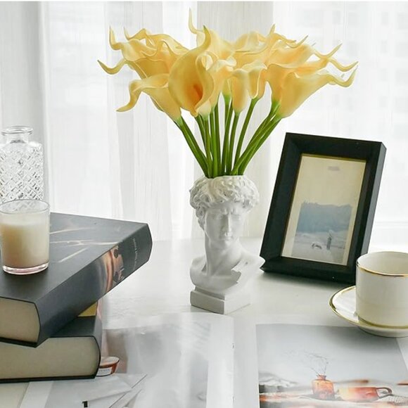 Elegant Cream Calla Lily 7-Stems Bouquet Home Décor - Picture 3 of 10